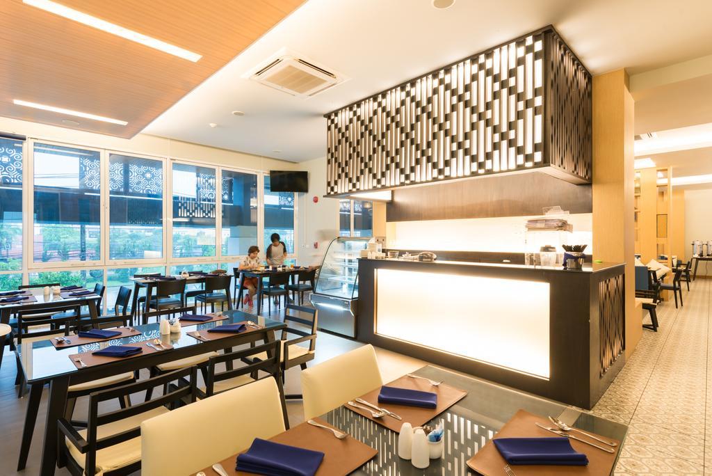 Grand Vista Hotel Chiangrai-Sha Extra Plus Chiang Rai Exterior foto